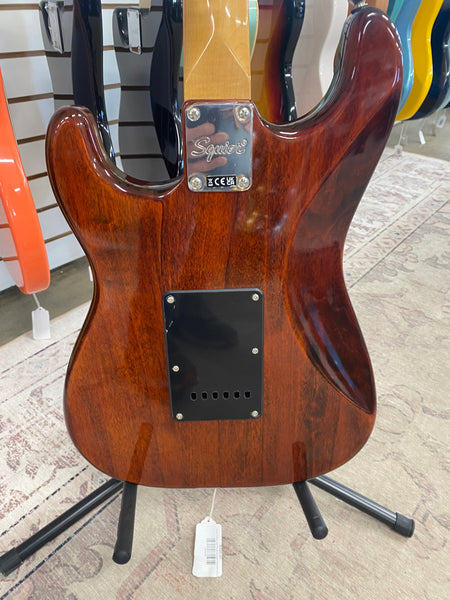 Squier Classic Vibe '70s Stratocaster HSS with Laurel Fretboard - Walnut