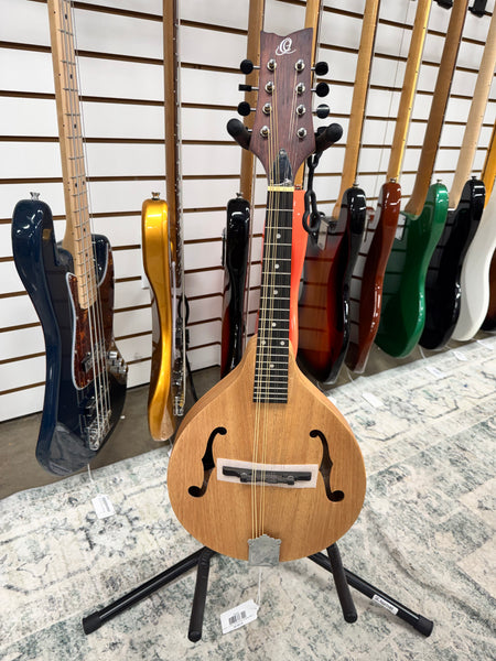 Ortega RMA5NA A Style Mandolin - Natural