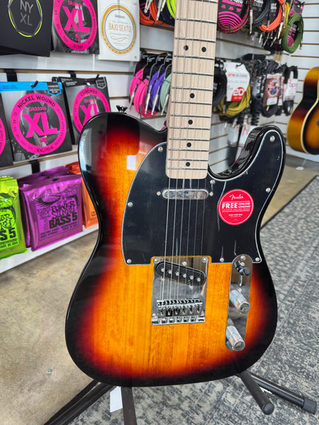 Squier Affinity Telecaster with Maple Fretboard - 3-Tone Sunburst