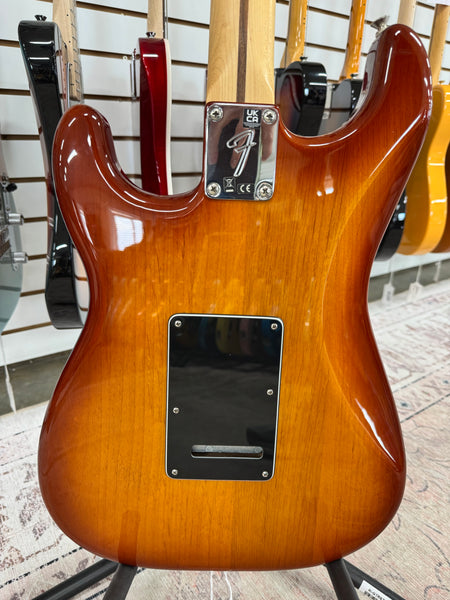 Fender Player Stratocaster Plus Top with Maple Fretboard - Aged Cherry Burst