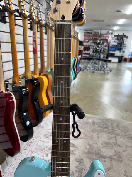 Squier Limited Edition Sonic Telecaster - Daphne Blue