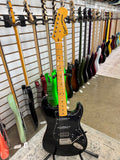 Squier Classic Vibe '70s Stratocaster HSS with Maple Fretboard - Black