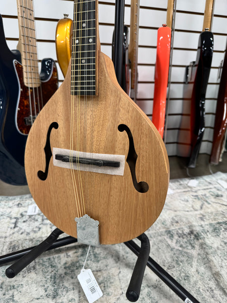 Ortega RMA5NA A Style Mandolin - Natural