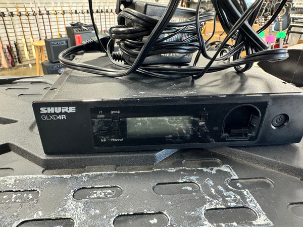 Shure GLXD24R/B87A-Z2 Wireless Handheld Microphone - Band Z2 - Black - Used