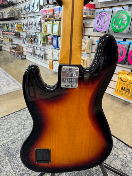 Fender Player Plus Jazz Bass V with Pau Ferro Fretboard - 3-Tone Sunburst