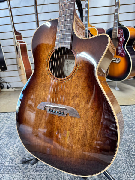 Alvarez AGW77CESHB Deluxe Grand Auditorium Acoustic Electric Guitar - Shadowburst