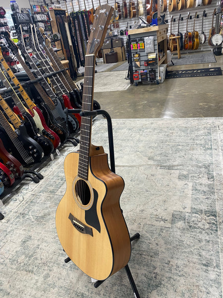 Taylor 112ce Torrefied Spruce / Sapele Acoustic Electric Guitar