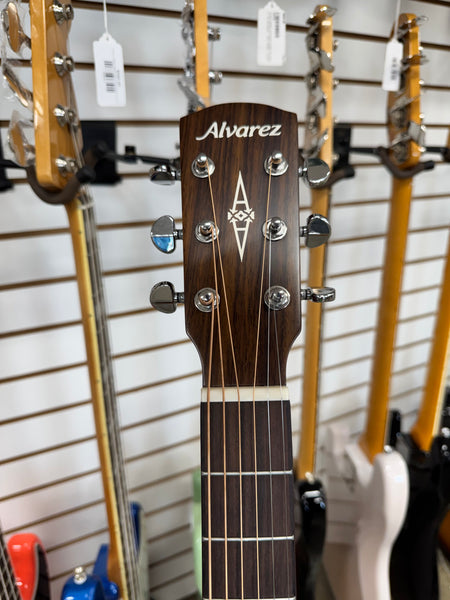 Alvarez AFH600CEFolk Acoustic Electric Guitar - Natural