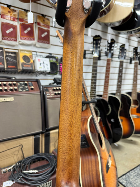 Alvarez AG60CEAR Grand Auditorium Cutaway with Armrest Bevel, Electronics - Natural - Used