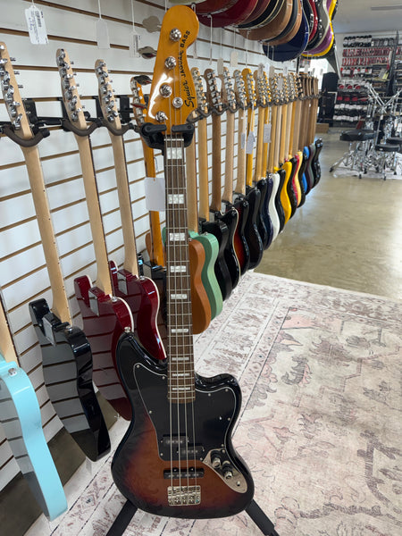 Squier Classic Vibe Jaguar Bass - 3-Color Sunburst - B Stock