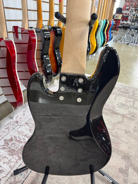 Squier Affinity Jazz Bass VI - Metallic Black