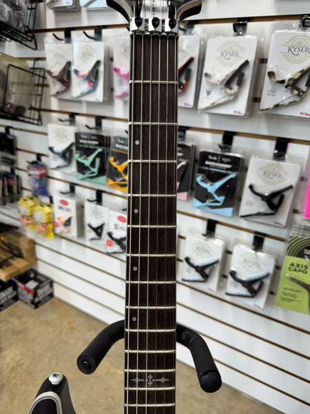 Schecter C-1 FR S Platinum - Crimson Red Burst Satin