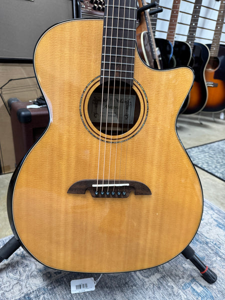 Alvarez AG60CEAR Grand Auditorium Cutaway with Armrest Bevel, Electronics - Natural - Used