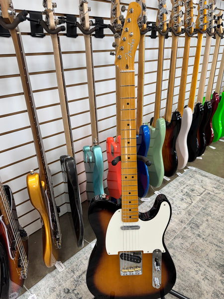 Fender Vintera II '50s Nocaster with Maple Fretboard - 2-Color Sunburst