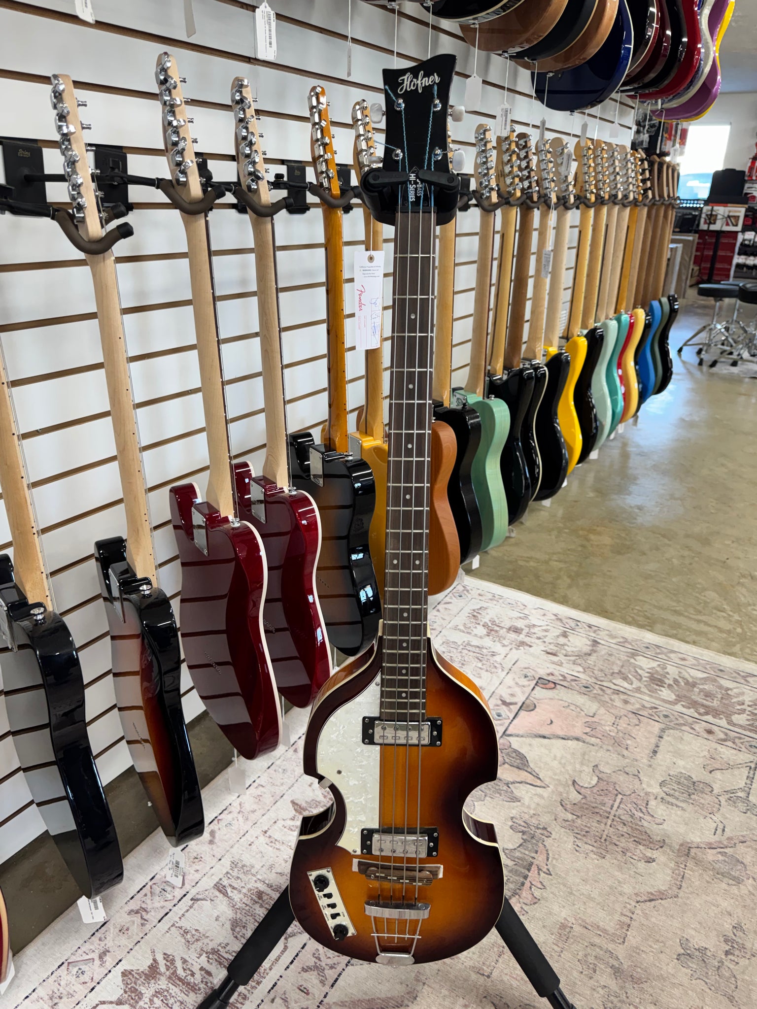 Hofner B Bass Hi-Series - Left Handed - Used