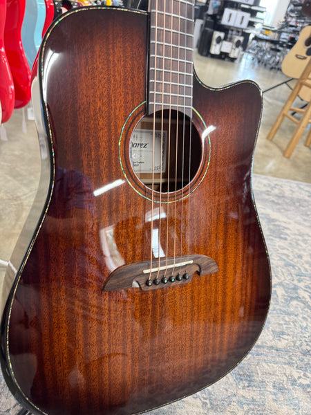 Alvarez MD66ce Custom Masterworks Series Acoustic-Electric Guitar - Shadowburst