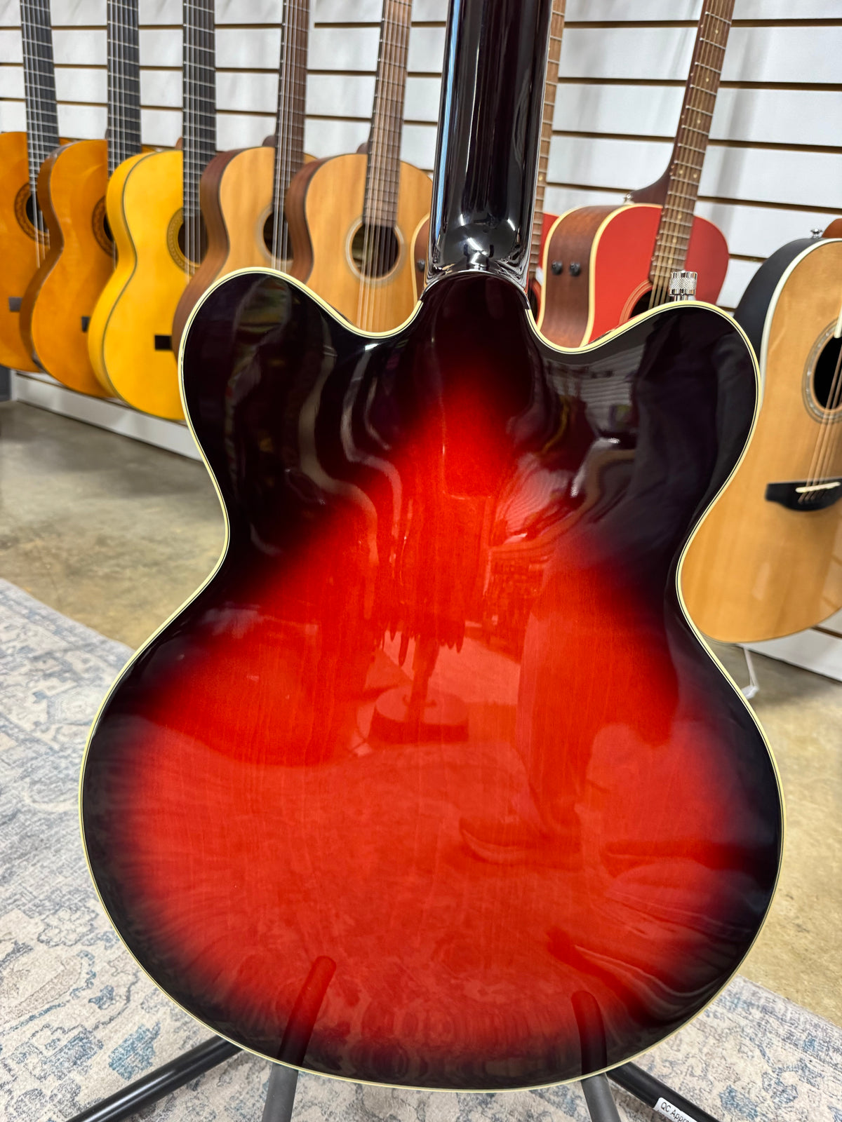 Gretsch G5622 Electromatic Center Block Double-Cut with V-Stoptail - Claret Burst