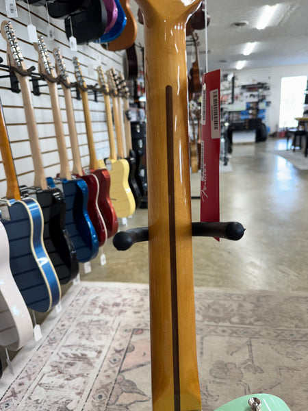 Fender Vintera II '70s Telecaster Deluxe with Tremolo, Maple Fretboard - Surf Green