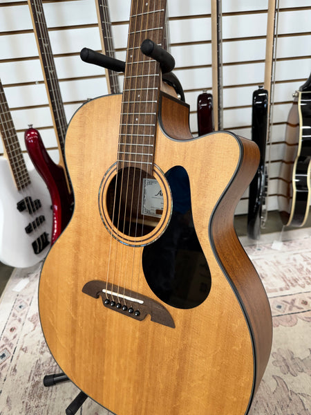 Alvarez AF30CE Artist OM/Folk Acoustic - Natural