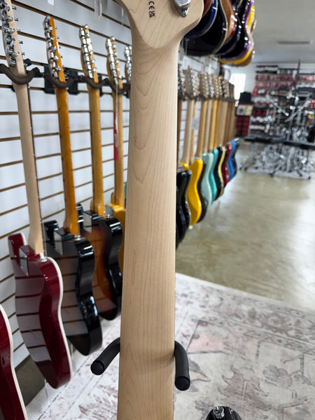 Squier Affinity Jazz Bass VI - Metallic Black