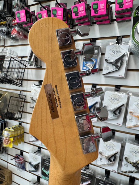 Fender Standard Stratocaster - Aqua Marine Metallic