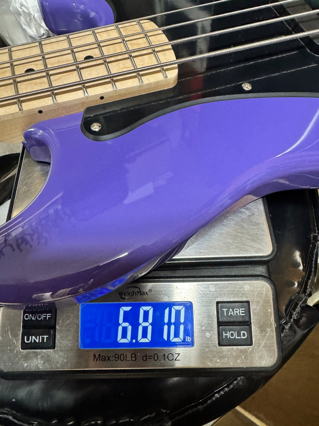 Squier Limited Edition Sonic Bronco Bass - Ultraviolet