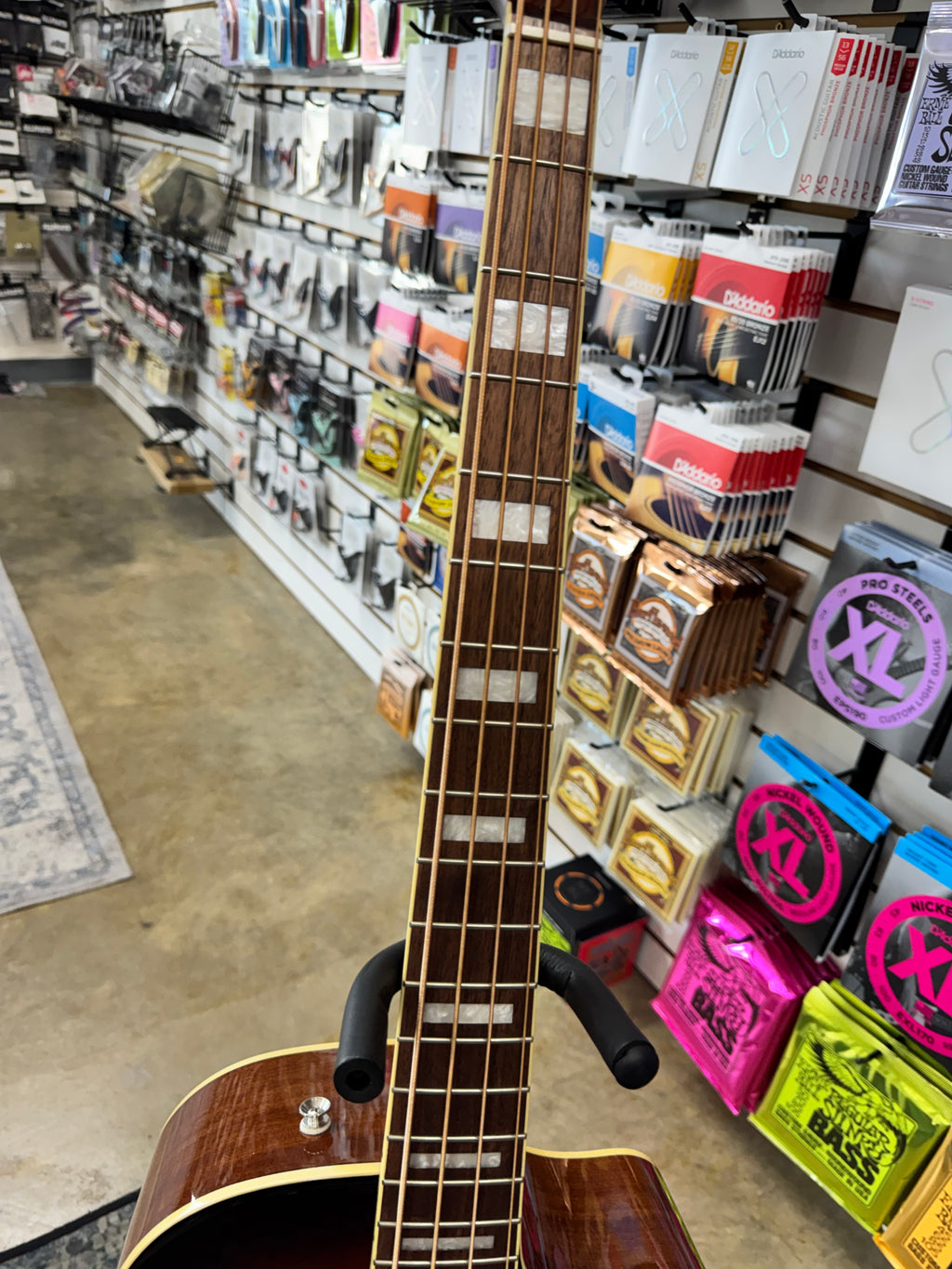 Fender Kingman Bass - Shaded Edge Burst