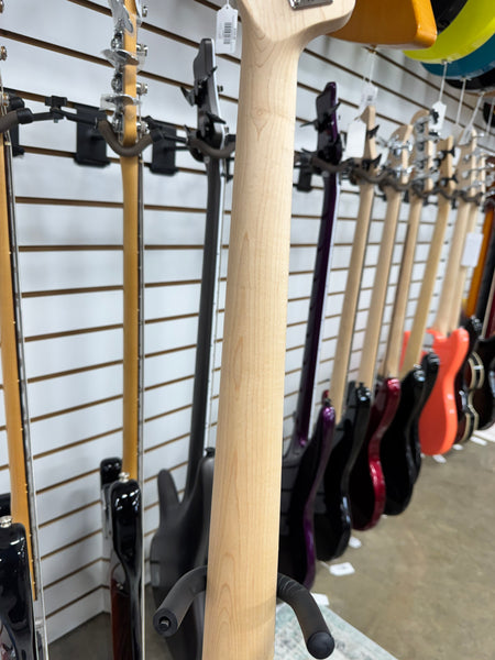 Squier Affinity Active Jazz Bass - Charcoal Frost Metallic