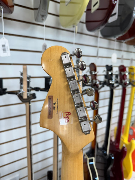 Squier Classic Vibe Bass VI - 3-Color Sunburst