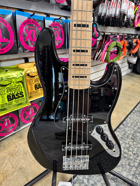 Squier Affinity Active Jazz Bass V - Black