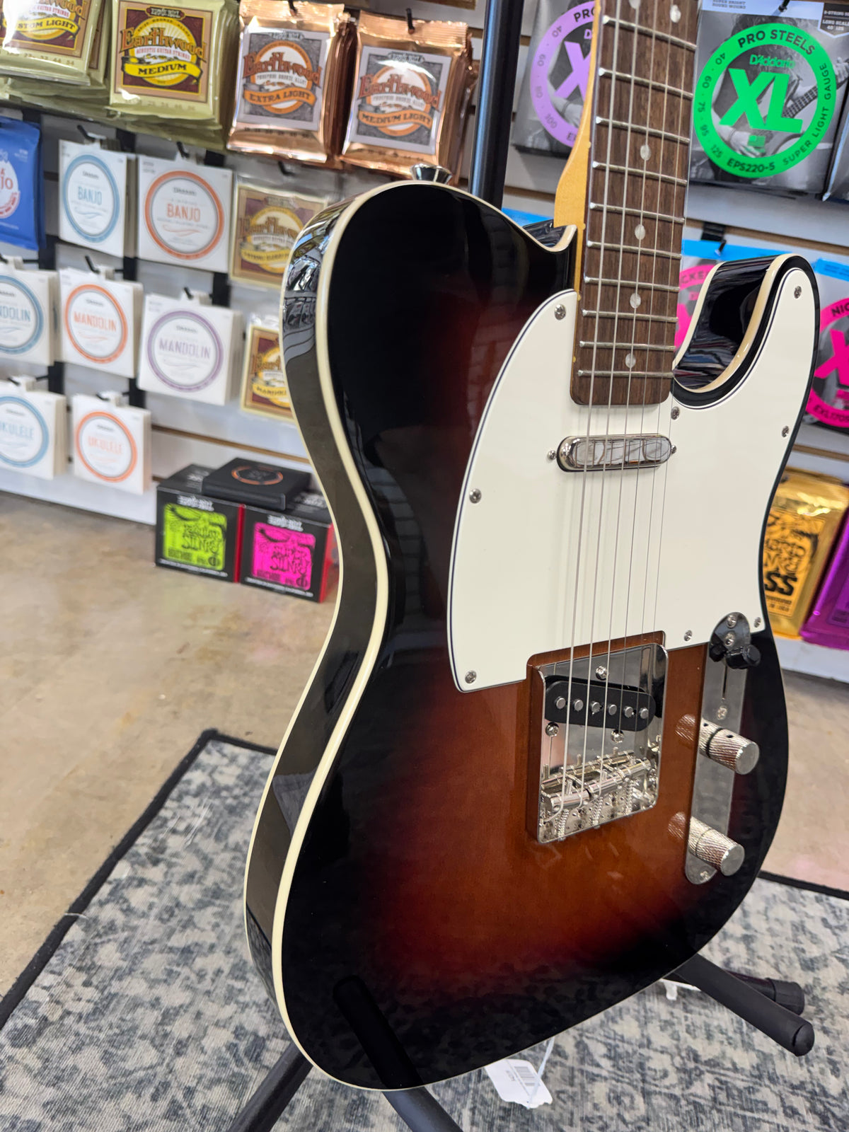 Squier Classic Vibe '60s Telecaster Custom - 3-Color Sunburst