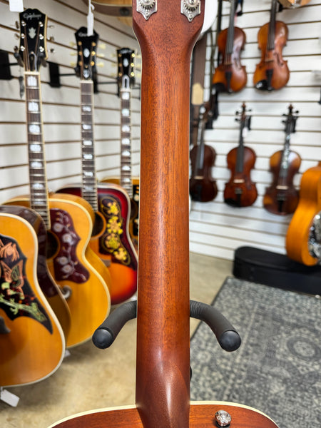 Fender Paramount PR-180E Resonator - Aged Cognac Burst