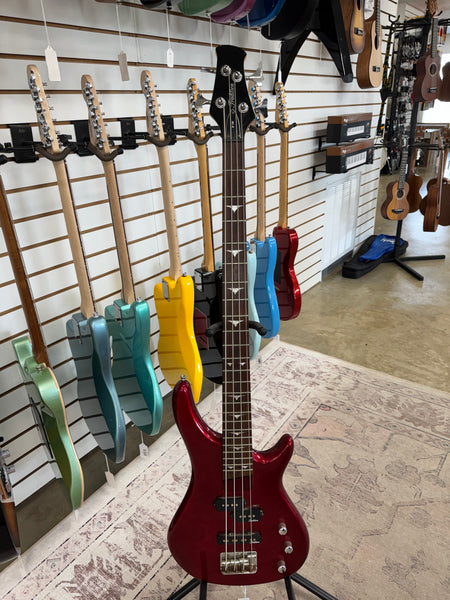 Tradition B-100 Electric Bass - Red