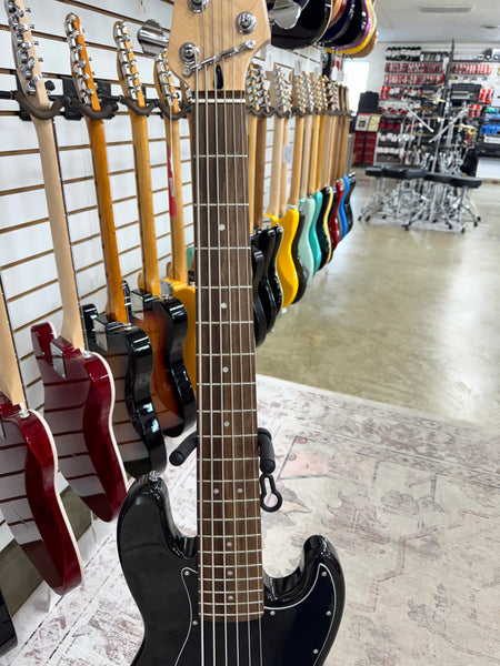 Squier Affinity Jazz Bass VI - Metallic Black