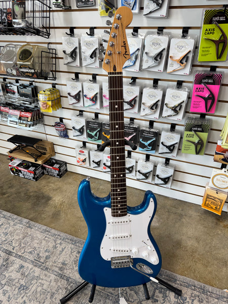 Fender Standard Stratocaster - Aqua Marine Metallic