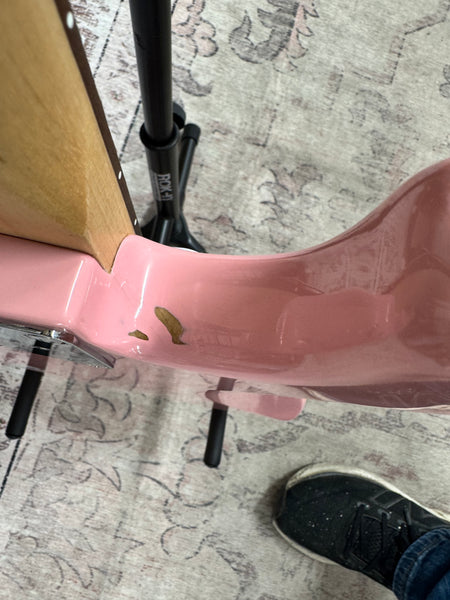 Squier Mini Stratocaster - Shell Pink