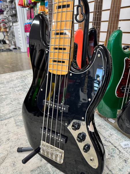 Squier Classic Vibe '70s Jazz Bass V - Black
