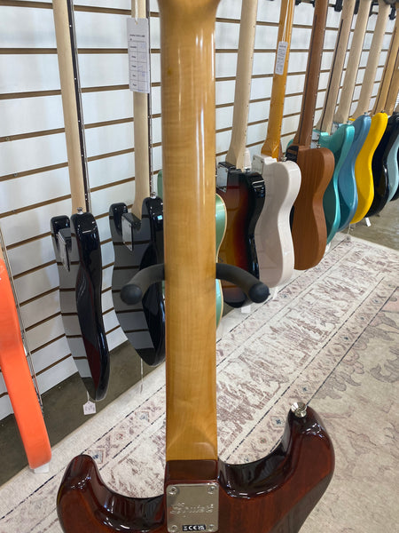 Squier Classic Vibe '70s Stratocaster HSS with Laurel Fretboard - Walnut