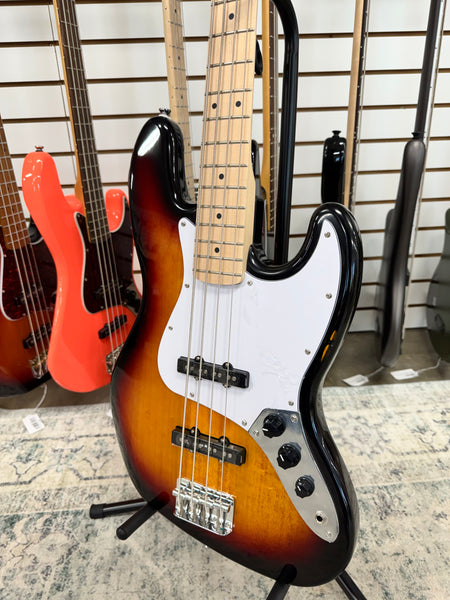 Squier Affinity Jazz Bass with Maple Fretboard - 3-Color Sunburst