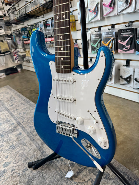 Fender Standard Stratocaster - Aqua Marine Metallic
