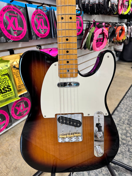Fender Vintera II '50s Nocaster - Maple Fingerboard - 2-Color Sunburst