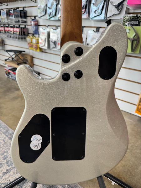 EVH Wolfgang WG Standard with Baked Maple Neck - Silver Sparkle