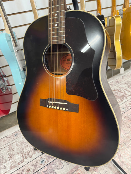 Epiphone J-45 - Aged Vintage Sunburst Gloss - B Stocksku: 213832