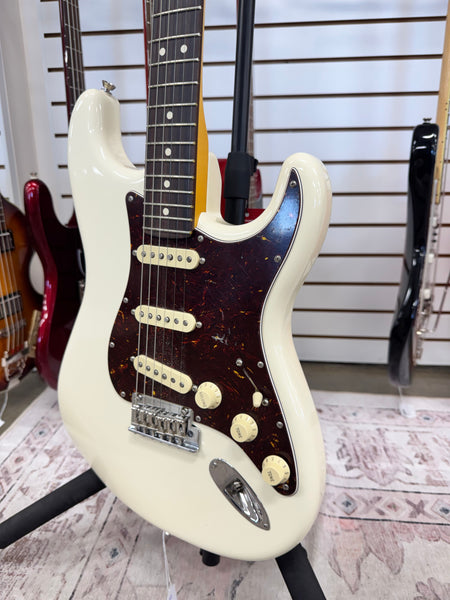 Fender American Professional II Stratocaster with Rosewood Fretboard - Olympic White - Used