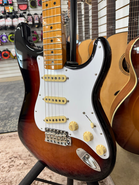 Fender Jimi Hendrix Artist Series Signature Stratocaster - 3-Color Sunburst
