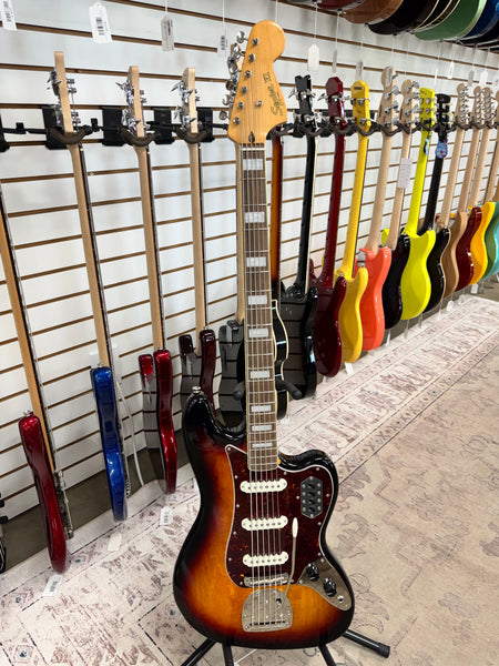 Squier Classic Vibe Bass VI - 3-Color Sunburst