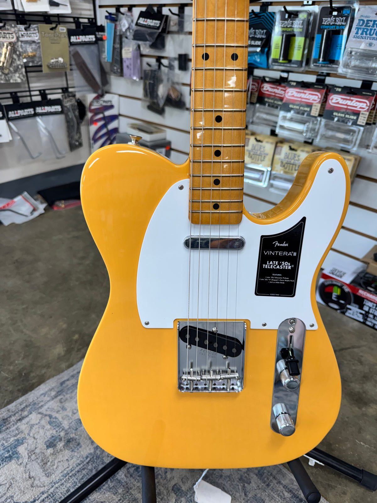 Fender Vintera III Late '50s Telecaster - Butterscotch Blonde