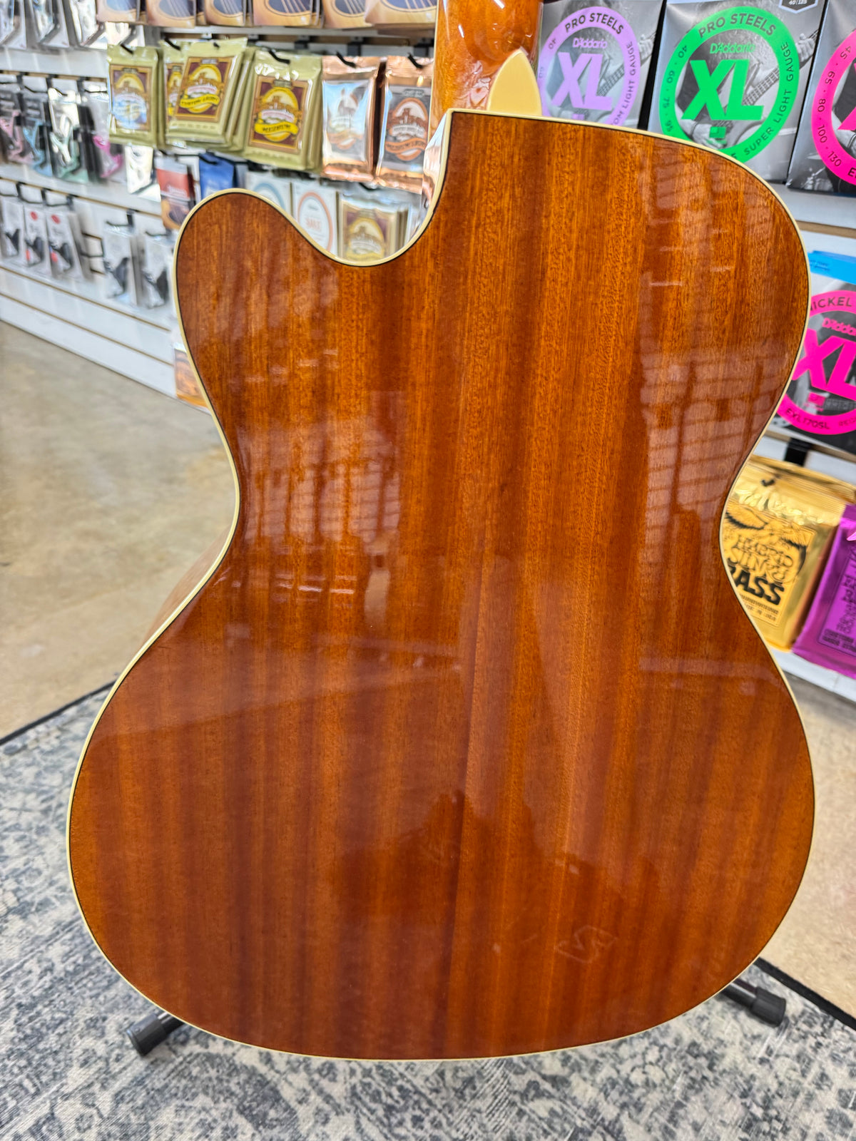 Fender FA-450CE 4-String Maple / Mahogany Acoustic Bass- 3-Tone Sunburst
