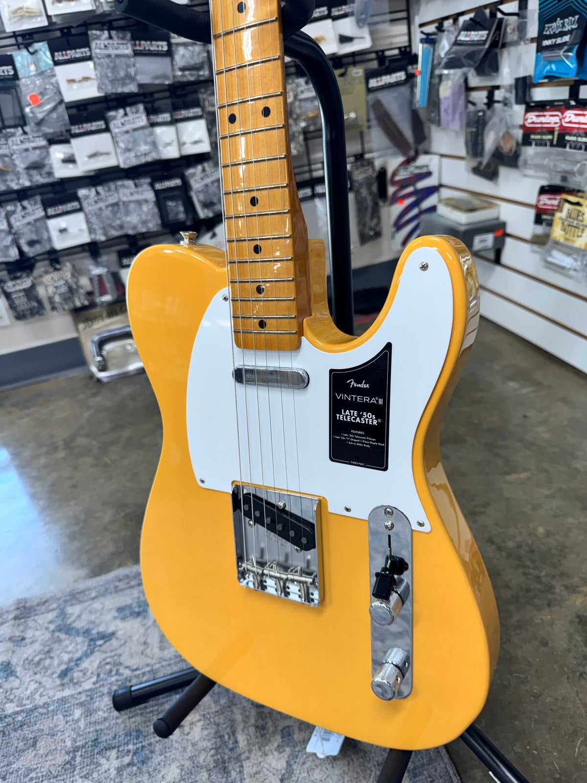Fender Vintera III Late '50s Telecaster - Butterscotch Blonde