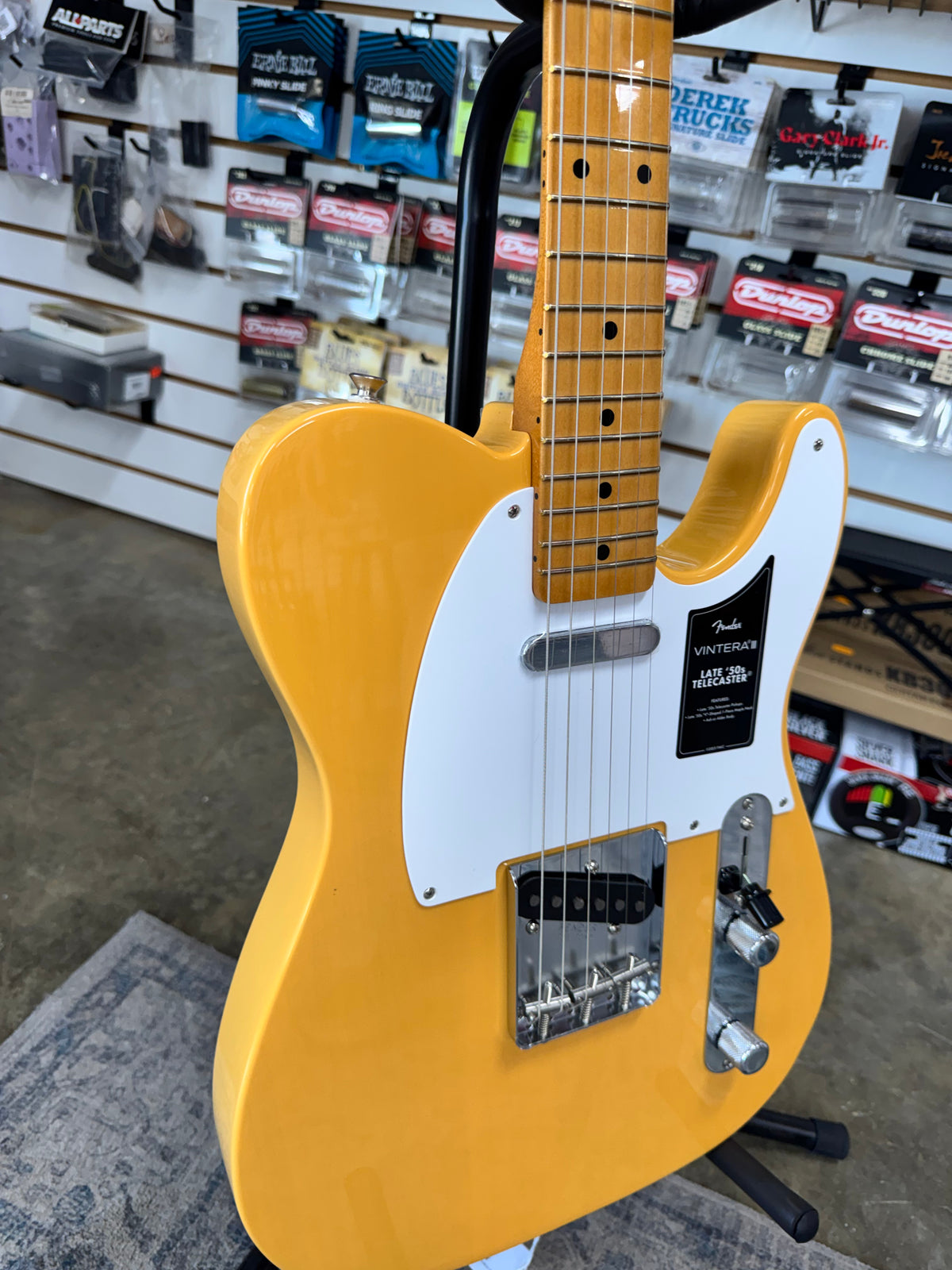 Fender Vintera III Late '50s Telecaster - Butterscotch Blonde